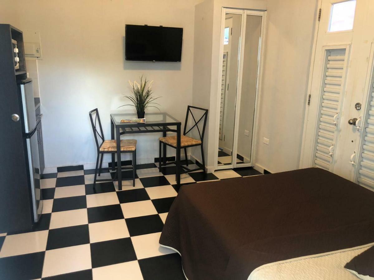 Casa Luna Guest House Сан Хуан Екстериор снимка